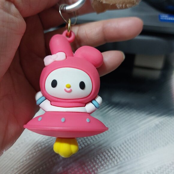 My Melody Cute Clip On Keyring Bag Charm Keychain Charm - Picture 1 of 6